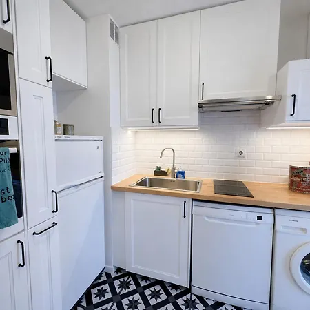 T2 Rez-de-jardin Proche A Avec Parking - Fr-1-474-284
