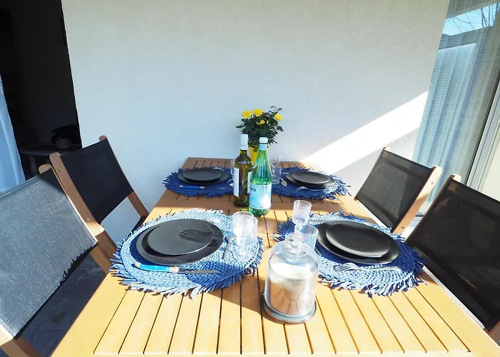 شقة T2 Rez-de-jardin Proche A Avec Parking - Fr-1-474-284 *