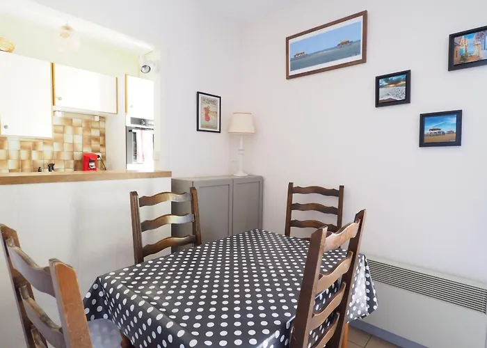 شقة T2 Rez-de-jardin Proche A Avec Parking - Fr-1-474-284 *